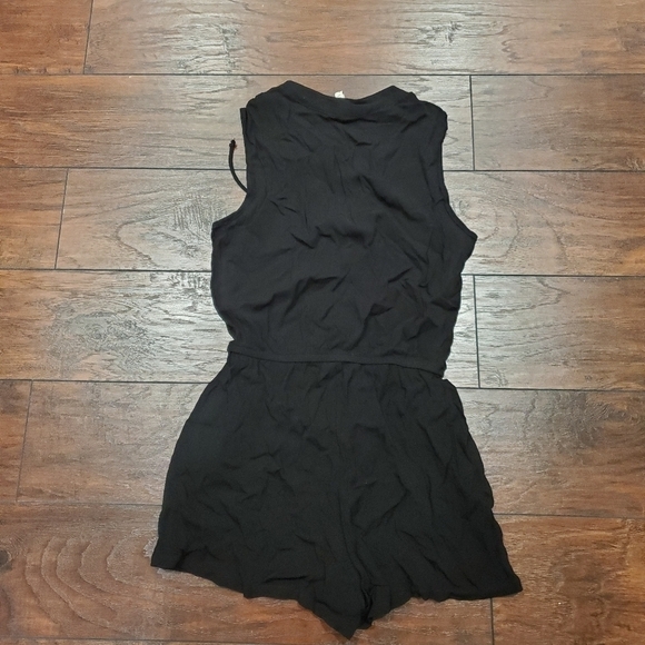 Elan bodysuit romper - Picture 8 of 8